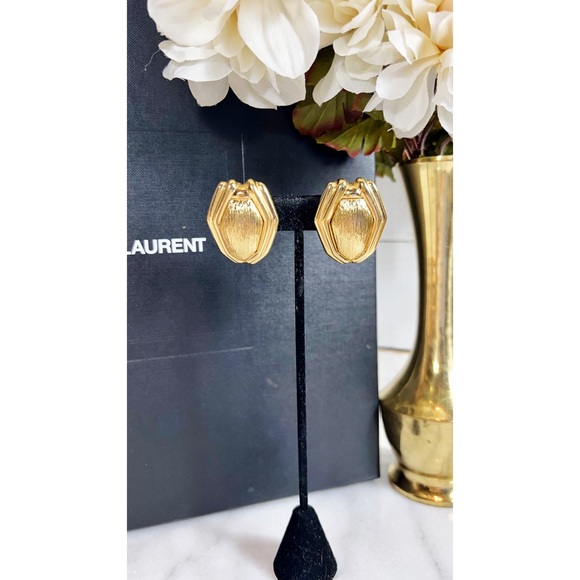 Saint Laurent “YSL” Vintage Gold Large Clip-On Earrings - Picture 3 of 11